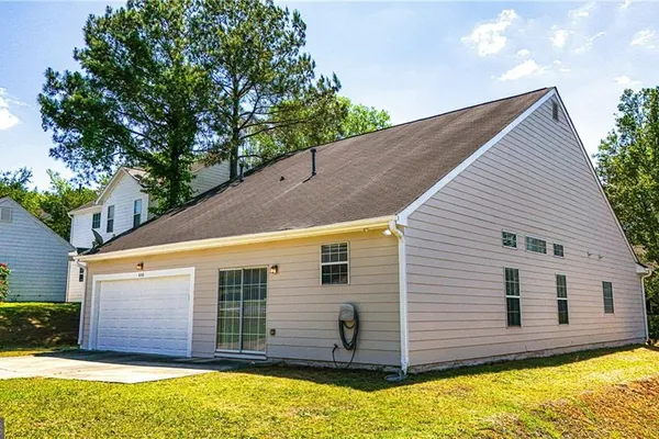 608 BROOKWATER DR