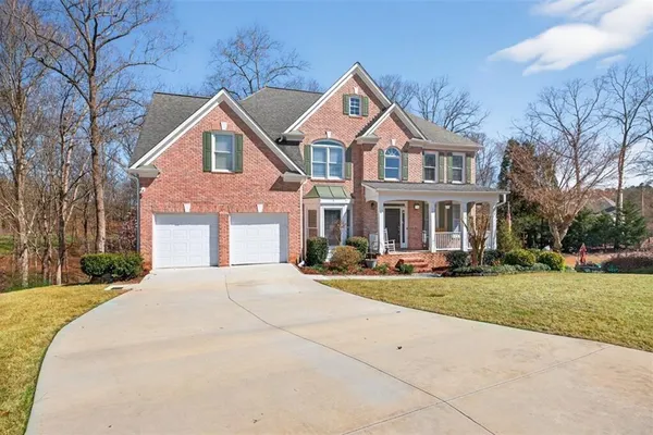 1524 LAKE HEIGHTS CIR