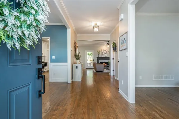 100 COBBLESTONE WAY