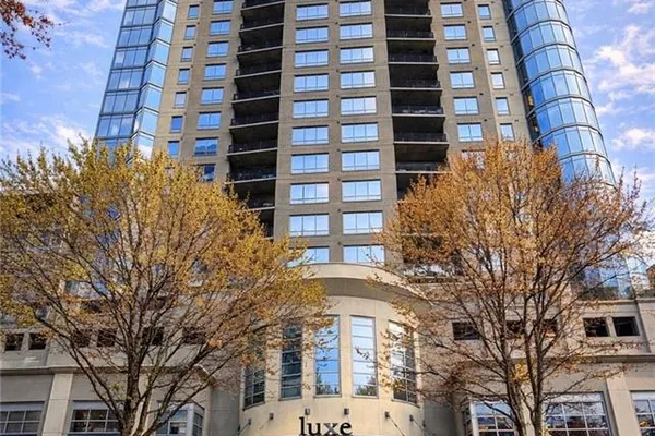 222 12TH ST 701