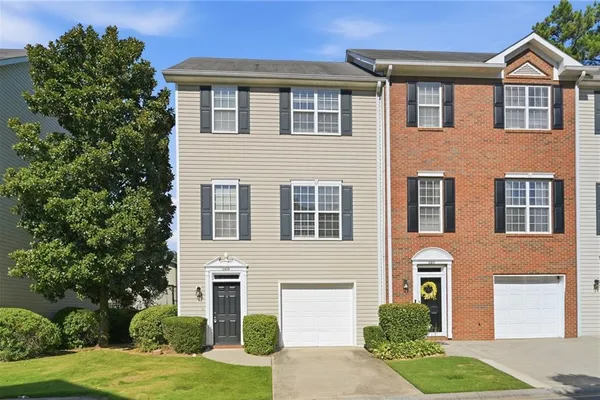2408 BEAVER FALLS DR