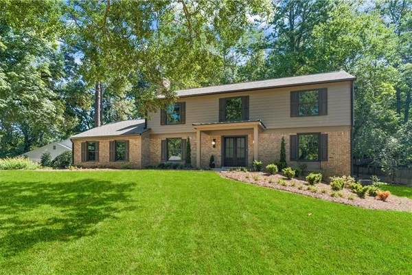 3829 FOX HILLS DR