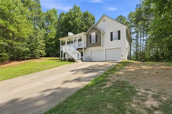 129 GREATWOOD DR