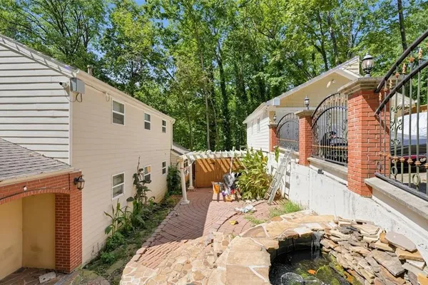 355 NOTTINGHAM DR