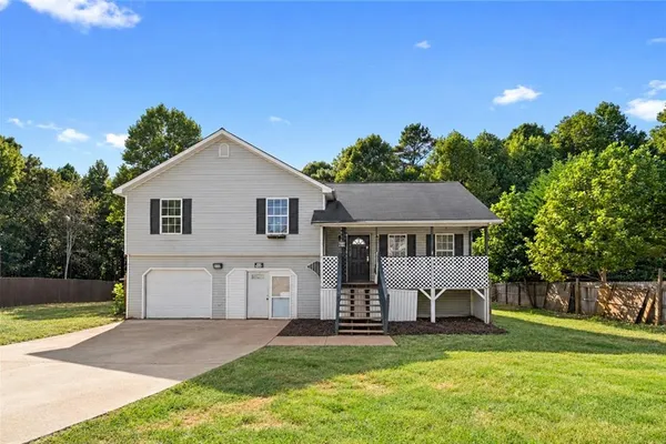 530 WOODWIND DR