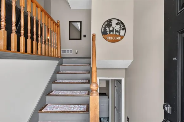 186 MAJESTY DR