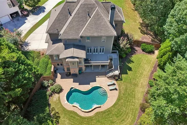 3765 HORIZON CT