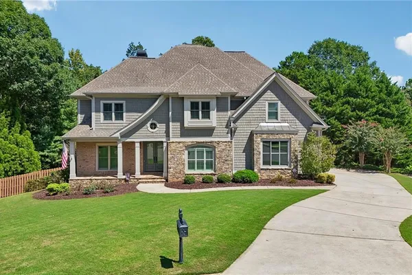 3765 HORIZON CT