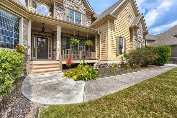 1182 BEEBE LN