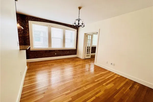 373 MORELAND AVE 307