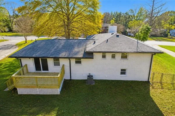4675 LINCOLN WAY