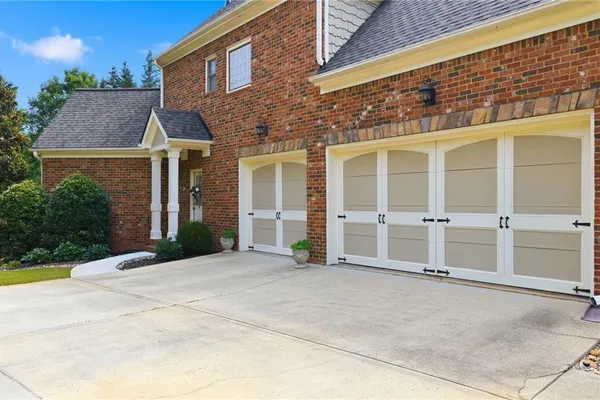 6293 FERNSTONE TRL