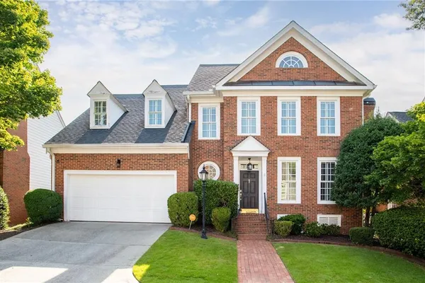 2148 VILLAGE PT