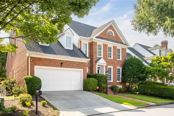 2148 VILLAGE PT