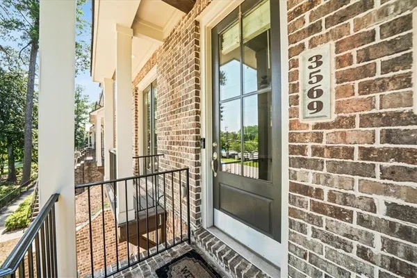 3569 PARKSIDE WAY