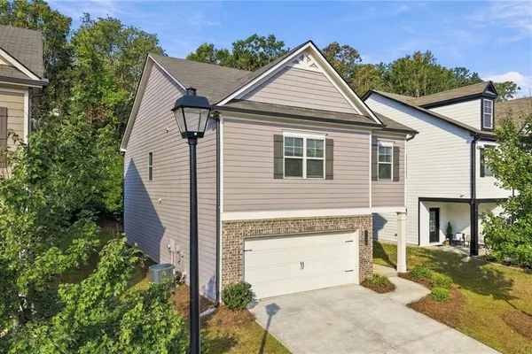 3184 HAWTHORNE PATH