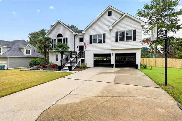 222 GATES MILL DR