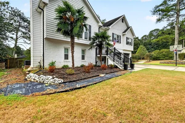 222 GATES MILL DR