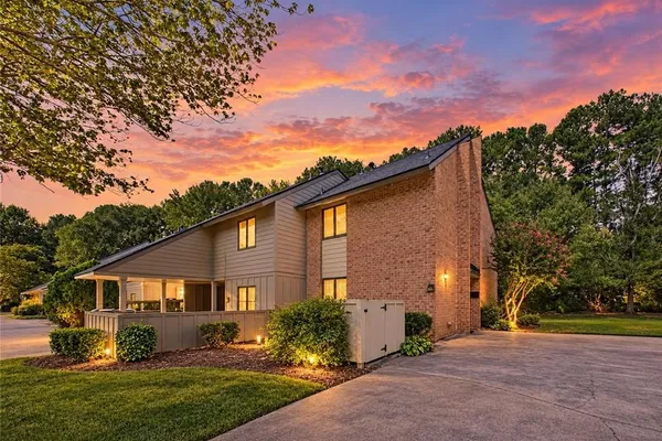 2483 CEDAR CANYON RD