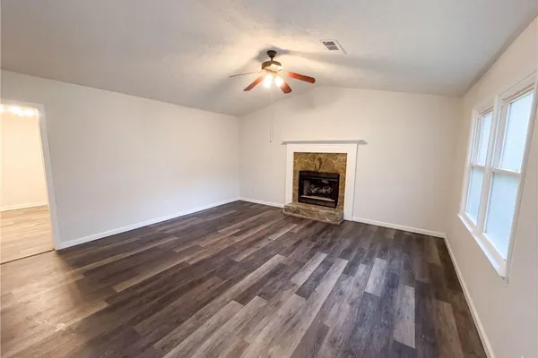 204 ARBOR WAY