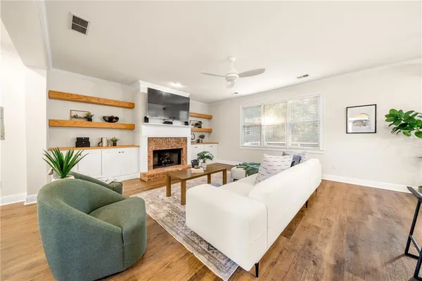 4331 OAKDALE VININGS CIR