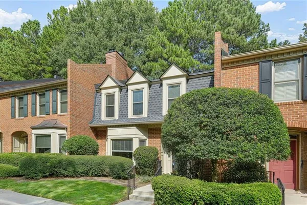 24 PLANTATION DR