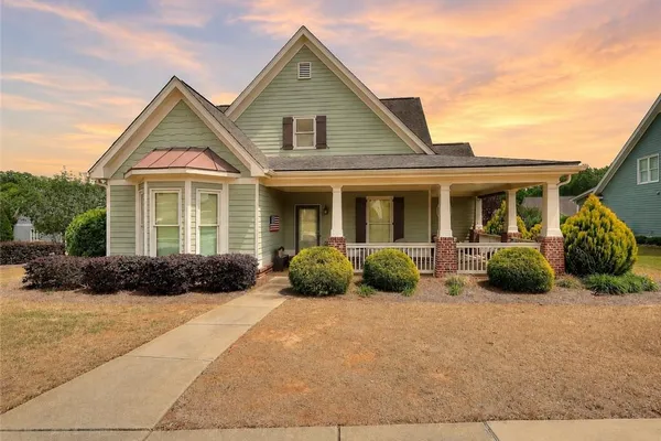 125 HAWTHORN WAY