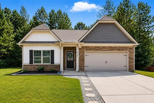 432 CLEMATIS CT