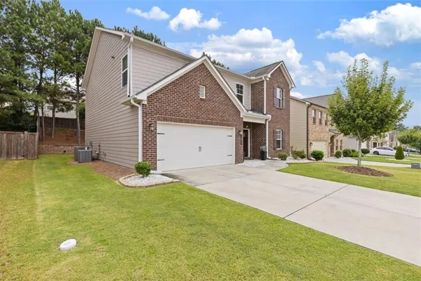 1807 WEATHERBROOK CIR