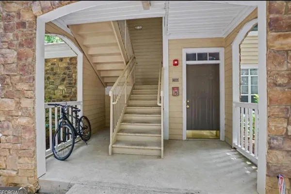 1031 WHITSHIRE WAY 1031