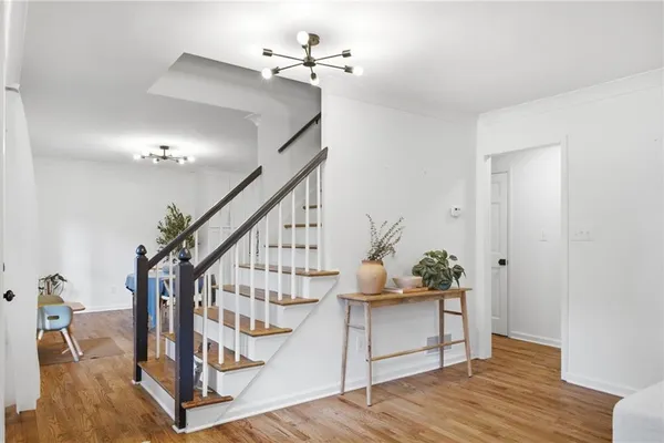 1465 DALLAS CIR