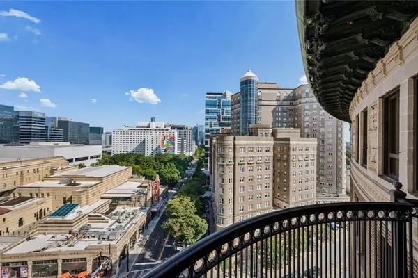 75 PONCE DE LEON AVE 1107
