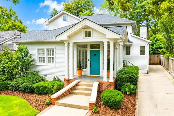 241 LAKEVIEW AVE