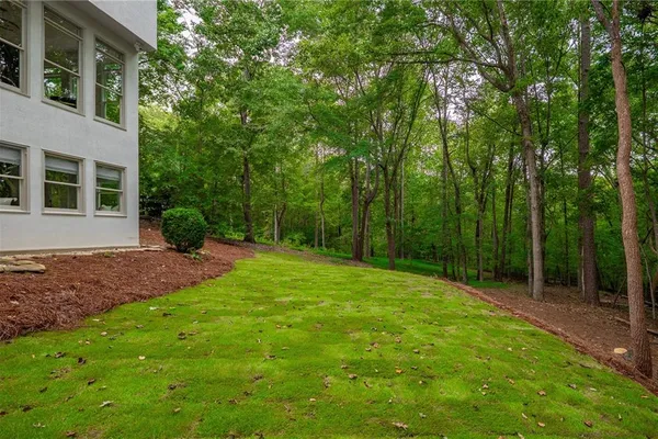 110 VALLEY SUMMIT CT