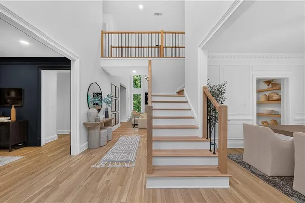 110 VALLEY SUMMIT CT