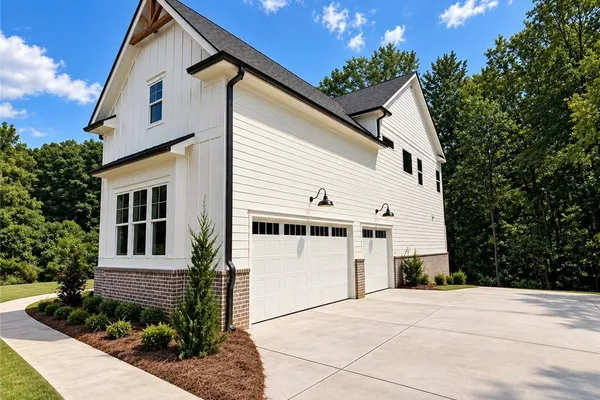 3983 MEADOWLAND DR