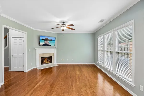 1370 WINSHIRE CV