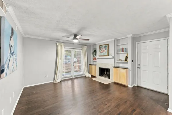 1150 COLLIER RD H10