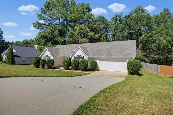 2625 HIDDEN CREEK DR