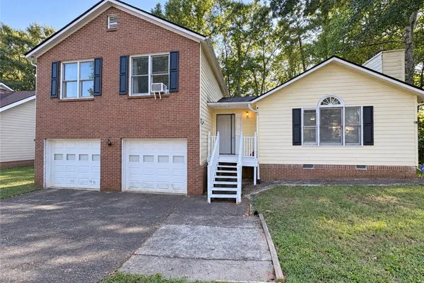 441 HUNTERS COVE CT