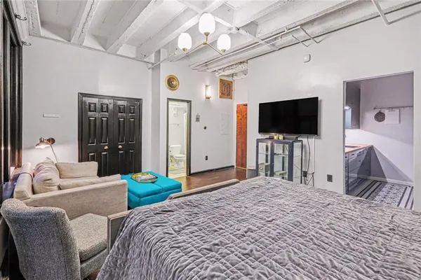32 PEACHTREE ST 602
