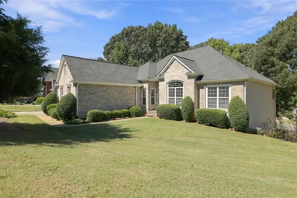 174 AZALEA CHASE DR