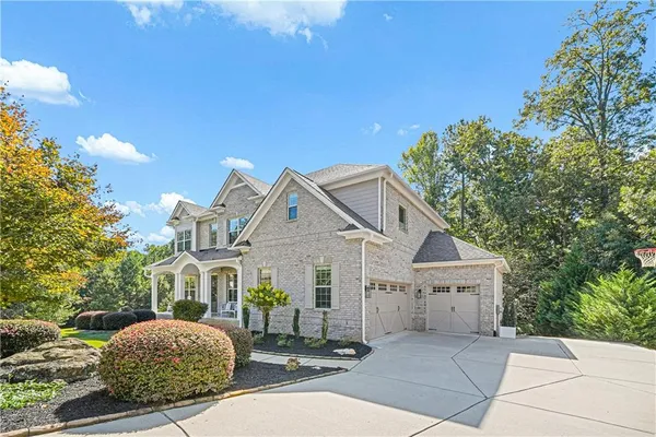 2750 COGBURN LN