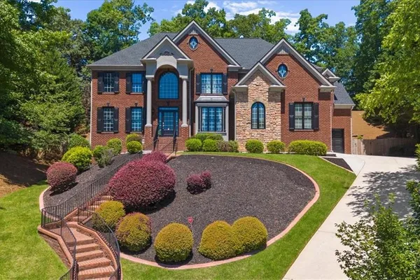 1370 BOOMER CIR