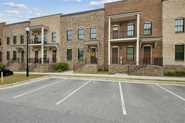 2155 RAIL YARD AVE