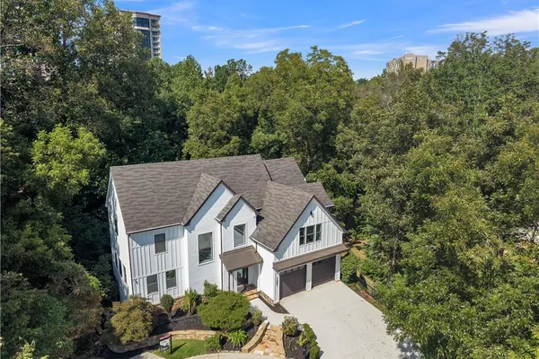 1251 BROOKHAVEN HIDEAWAY CT