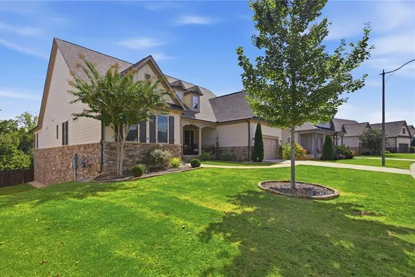 5035 RATHWOOD CIR