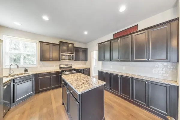 2734 DOUBLE IRON DR