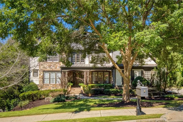 5244 BRENDLYNN DR