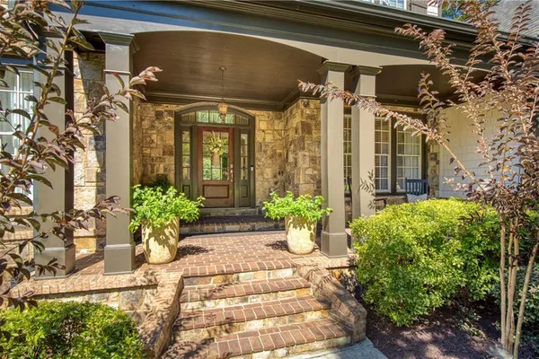 5244 BRENDLYNN DR
